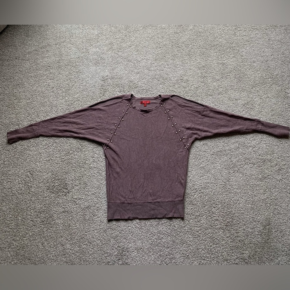 Jennifer Lopez Open Shoulder Long Sleeve Shirt